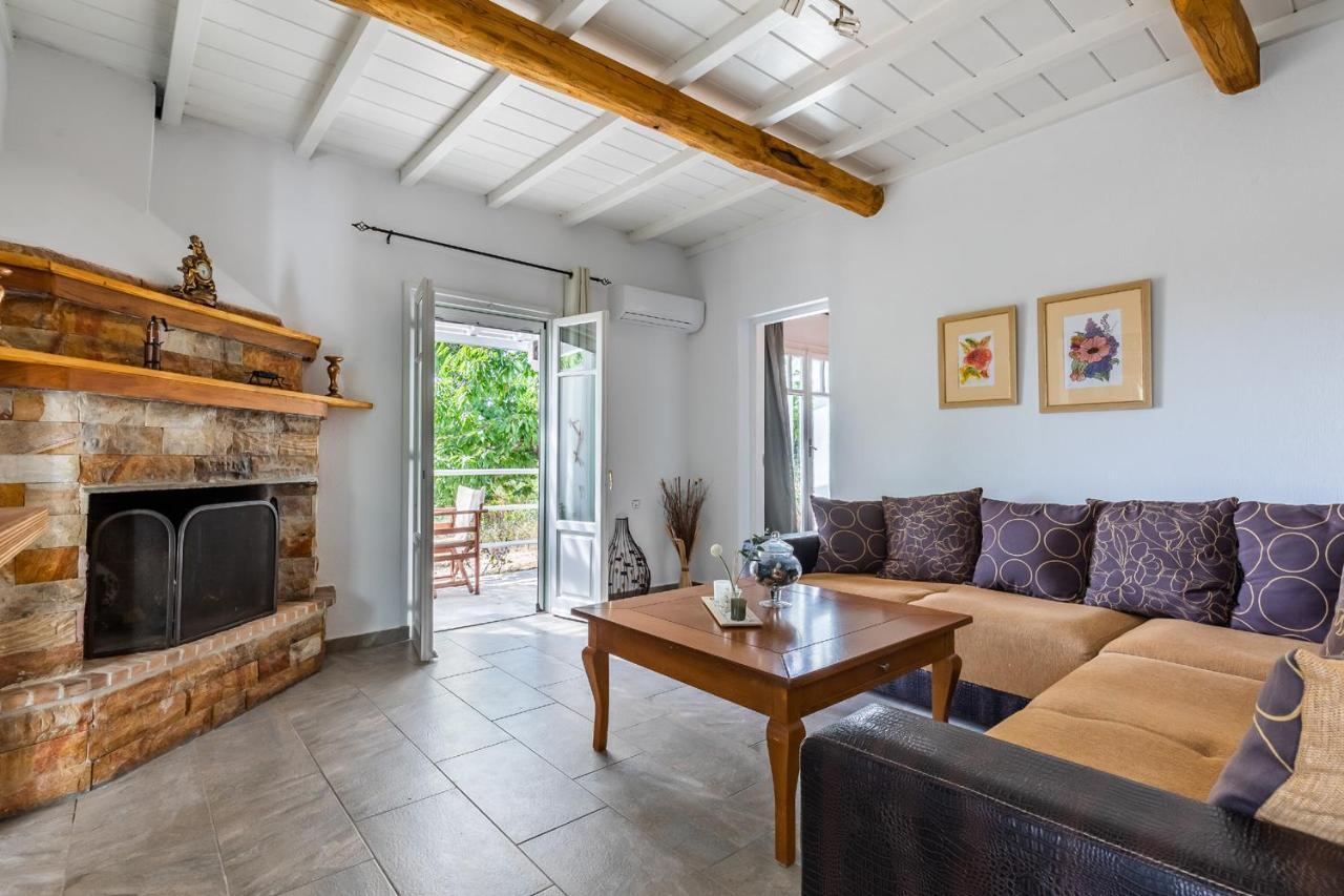 Skopelos Amigdalia Cottage Eksteriør bilde