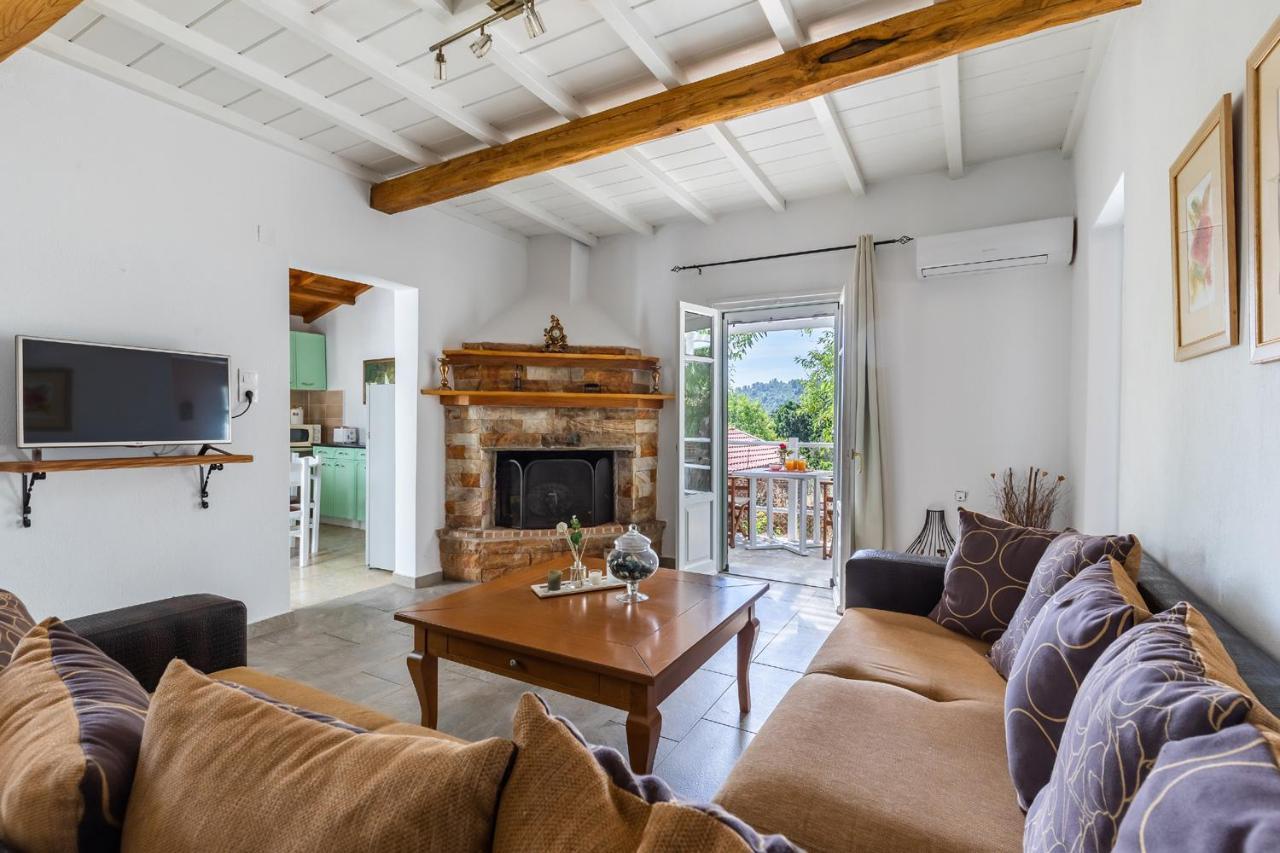 Skopelos Amigdalia Cottage Eksteriør bilde