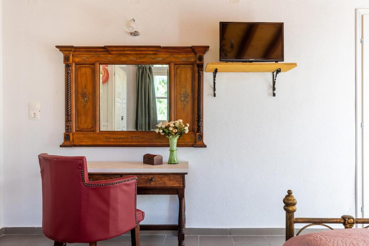 Skopelos Amigdalia Cottage Eksteriør bilde