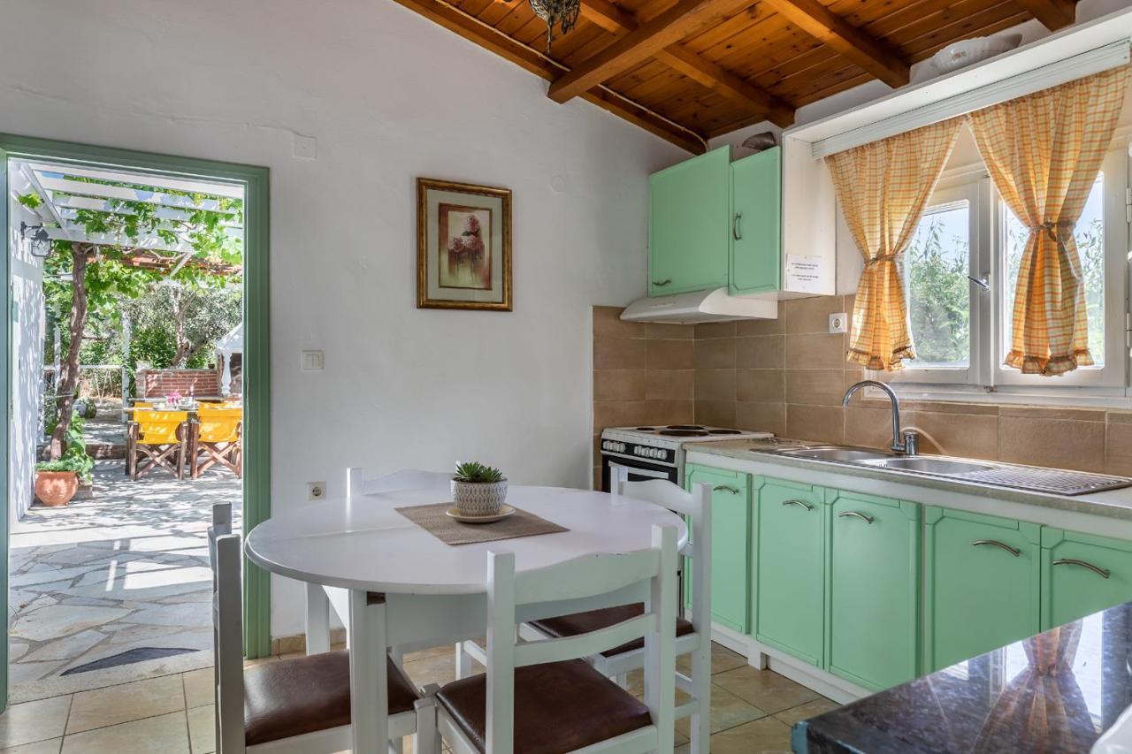Skopelos Amigdalia Cottage Eksteriør bilde