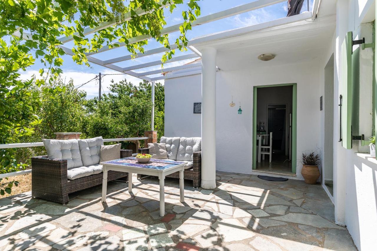 Skopelos Amigdalia Cottage Eksteriør bilde