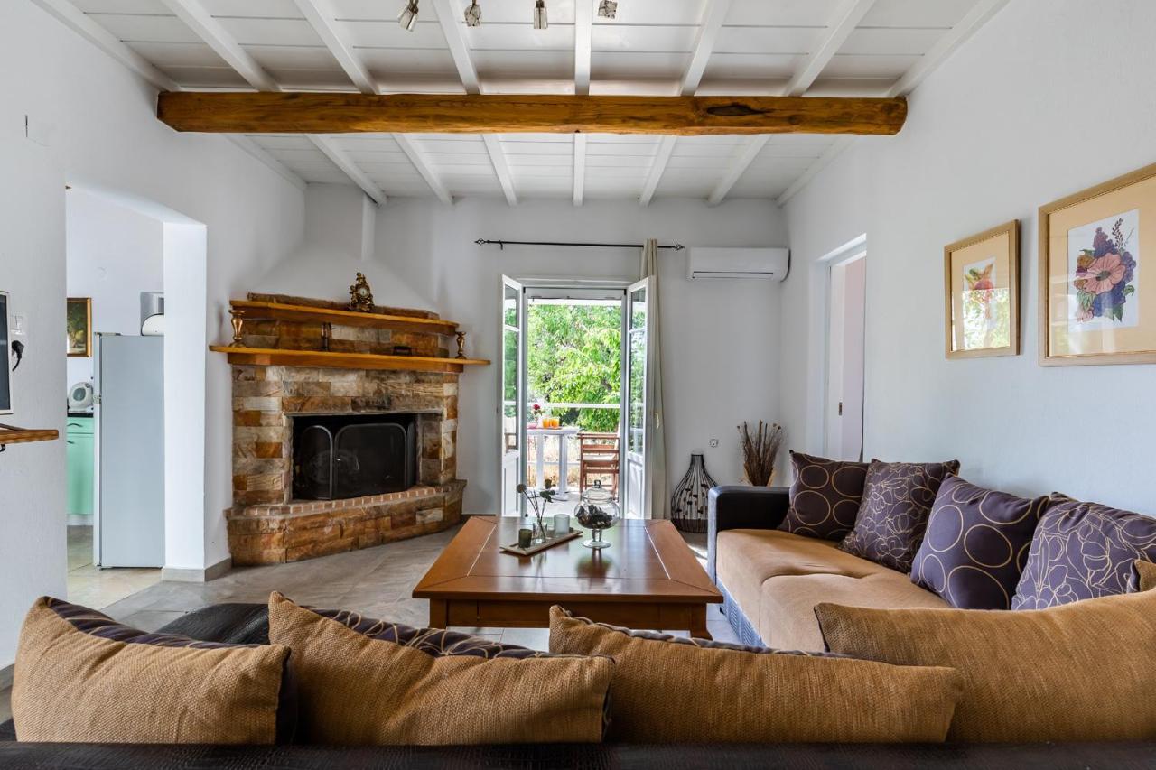 Skopelos Amigdalia Cottage Eksteriør bilde